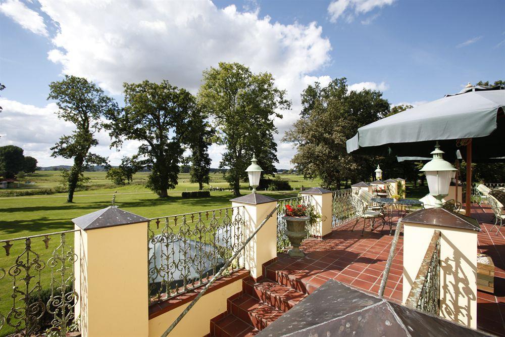 Landhotel Schloss Teschow Teterow Bagian luar foto