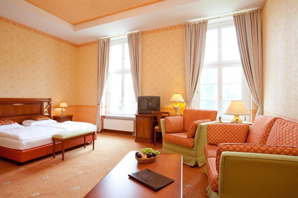 Landhotel Schloss Teschow Teterow Ruang foto