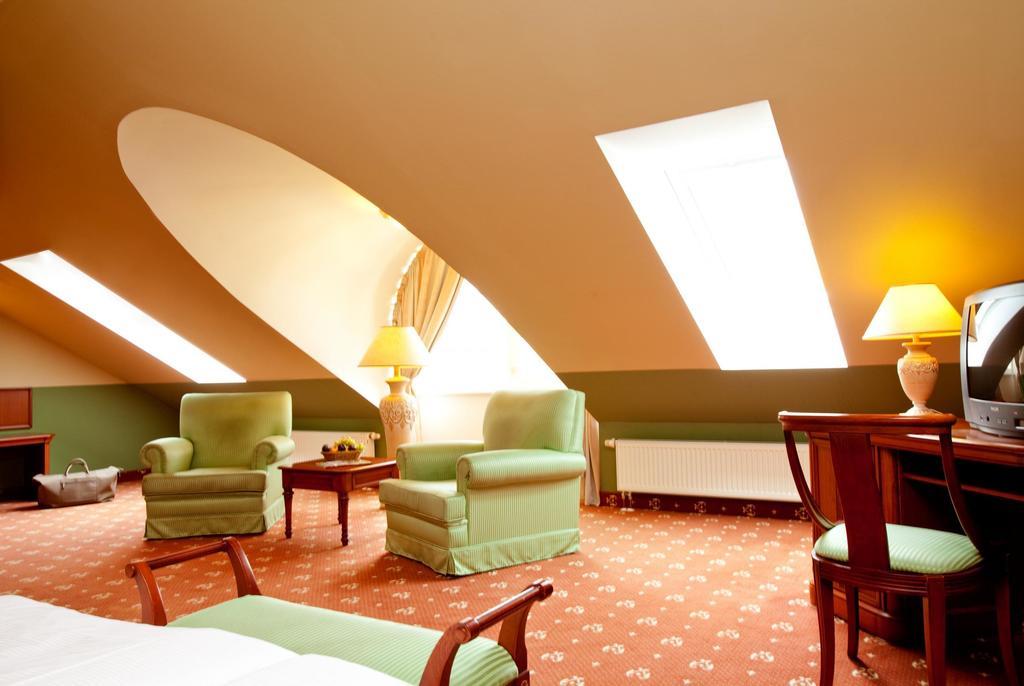 Landhotel Schloss Teschow Teterow Ruang foto