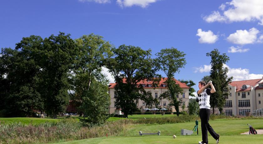 Landhotel Schloss Teschow Teterow Bagian luar foto